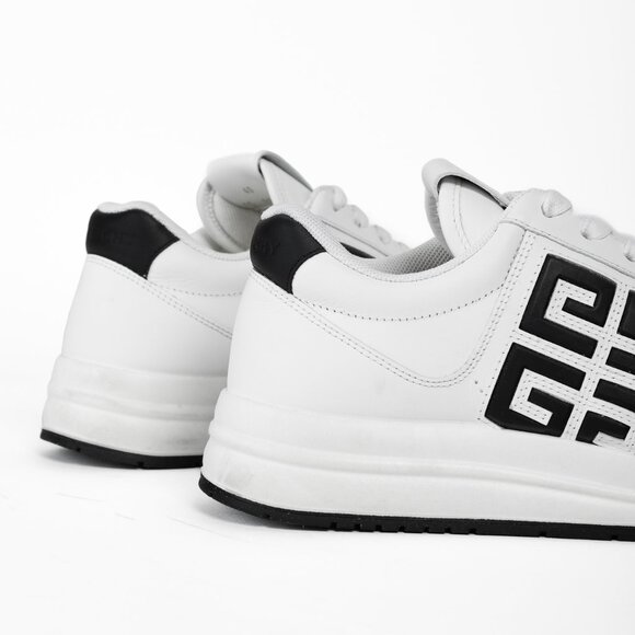 Givenchy White & Black G4 Leather Sneakers - Picture 9 of 13